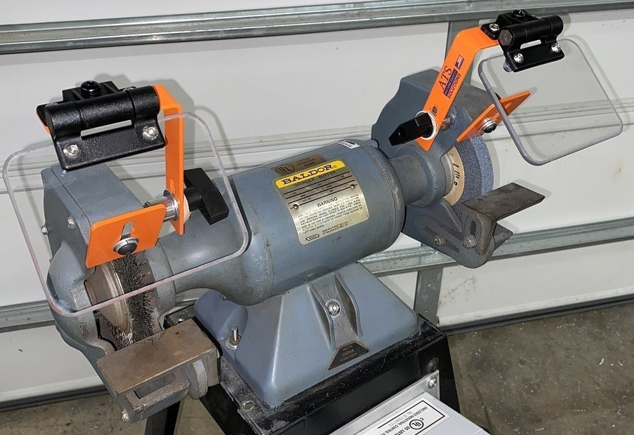 UGS-1 GRINDER GUARDS BENCH / PEDESTAL